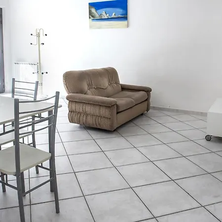 Apartamento N202 - Numana, Ampio Bilocale Con Portico